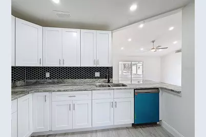 5730 Southwind Drive, Mulberry, FL 33860 - Photo 15