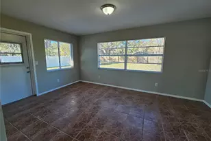 1621 17th St E, Bradenton, FL 34208 - Photo 9