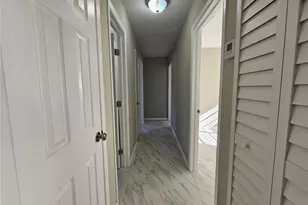 1621 17th St E, Bradenton, FL 34208 - Photo 13