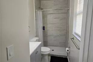 1621 17th St E, Bradenton, FL 34208 - Photo 21