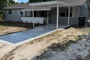 125 Edgewater Dr, Winter Haven, FL 33881 - Photo 1