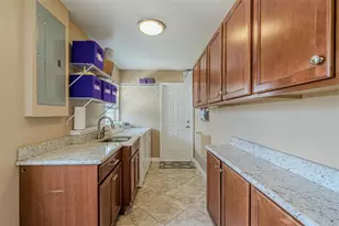 720 Shore Dr, Kissimmee, FL 34744 - Photo 23