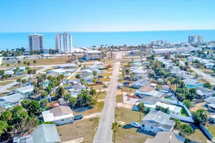 22 Palm Dr, Ormond Beach, FL 32176 - Photo 5