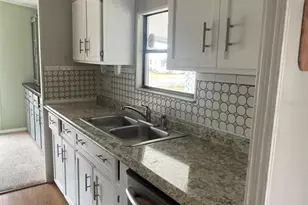 2839 Manatee Rd, Tavares, FL 32778 - Photo 3