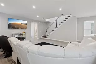 4642 Prairie Creek St, Winter Garden, FL 34787 - Photo 9