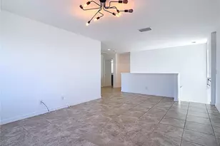 652 Samuel Pl, Davenport, FL 33837 - Photo 15