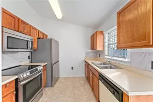 320 Clearwater Ln, Kissimmee, FL 34759 - Photo 11