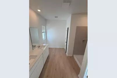 5179 Loyalty Drive, Saint Cloud, FL 34772 - Photo 9