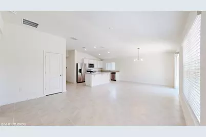 1019 Gotthard Pass Dr, Winter Haven, FL 33881 - Photo 5