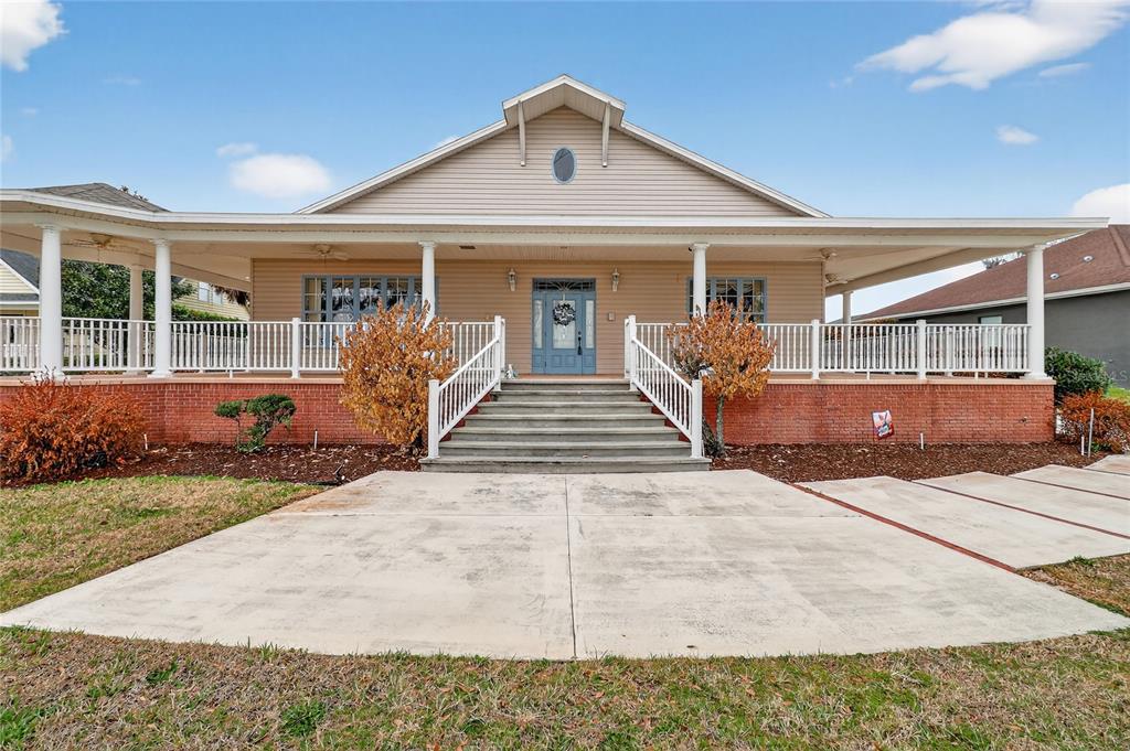 2128 Lake Ariana Blvd - 2128 Lake Ariana Blvd, Auburndale, FL 33823 Luxury Property | Jose Angel Pina