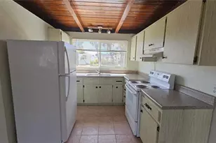 45 W Langsner St, Englewood, FL 34223 - Photo 7