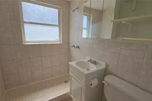 45 W Langsner St, Englewood, FL 34223 - Photo 11