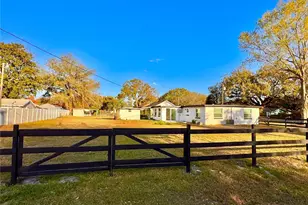 1135 Cherokee Dr, Kissimmee, FL 34744 - Photo 3