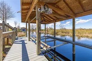 395 Blue Cypress Dr, Groveland, FL 34736 - Photo 5