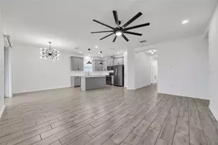 1711 Chatsworth Cir, Saint Cloud, FL 34771 - Photo 7