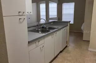 1608 Columbia Arms Cir, Kissimmee, FL 34741 - Photo 5