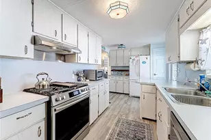 665 54th St S, Gulfport, FL 33707 - Photo 7