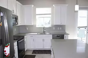 2909 Theme St, Kissimmee, FL 34746 - Photo 7