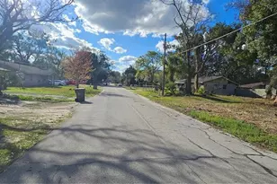 1836 NW 2nd St, Ocala, FL 34475 - Photo 9