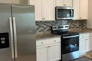 2184 Doe Run Dr, Davenport, FL 33837 - Photo 3