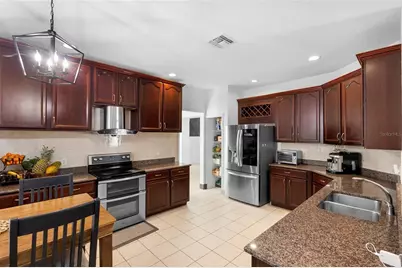 2697 Star Grass Circle, Kissimmee, FL 34746 - Photo 5