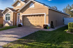 8915 Victoria Isle Pl, Orlando, FL 32829 - Photo 3