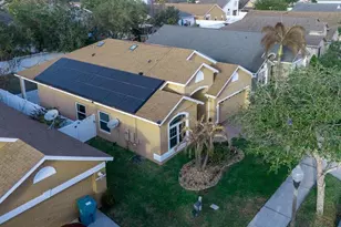 8915 Victoria Isle Pl, Orlando, FL 32829 - Photo 5