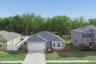 1156 Brenton Manor Dr, Winter Haven, FL 33881 - Photo 3