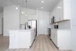 355 Villa Sorrento Cir, Haines City, FL 33844 - Photo 43