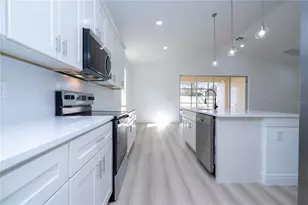 355 Villa Sorrento Cir, Haines City, FL 33844 - Photo 49