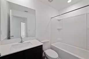 1136 Sea Pines Ct, Tavares, FL 32778 - Photo 13