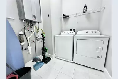 7498 Sunville Avenue, Kissimmee, FL 34747 - Photo 45