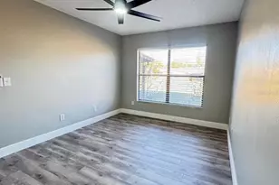 65 Silver Falls Cir, Kissimmee, FL 34743 - Photo 17