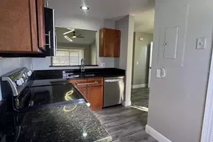 65 Silver Falls Cir, Kissimmee, FL 34743 - Photo 7