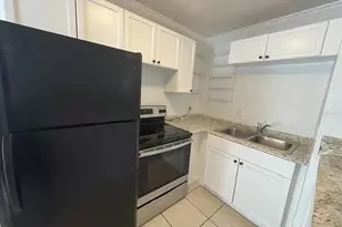 2203 Cochran St, Lakeland, FL 33815 - Photo 9