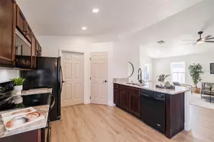 129 Cataldo Way, Groveland, FL 34736 - Photo 3