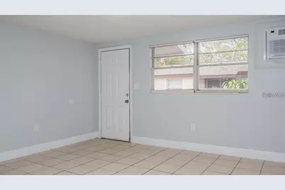 9416 Greystone Road #B, Thonotosassa, FL 33592 - Photo 3