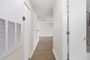 2516 Grassy Point Dr, Lake Mary, FL 32746 - Photo 19