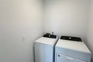 3185 Viceroy Ct, Kissimmee, FL 34759 - Photo 13