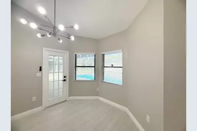 4548 Yorkshire Lane, Kissimmee, FL 34758 - Photo 9