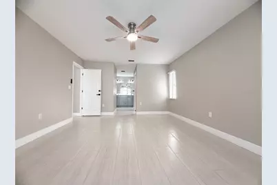 4548 Yorkshire Lane, Kissimmee, FL 34758 - Photo 19