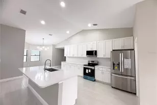 4548 Yorkshire Ln, Kissimmee, FL 34758 - Photo 5