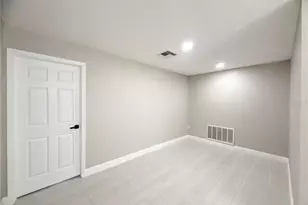 4548 Yorkshire Ln, Kissimmee, FL 34758 - Photo 27