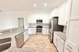 231 Strathmore Cir, Kissimmee, FL 34744 - Photo 7
