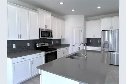 3067 Camden Way, Davenport, FL 33837 - Photo 13