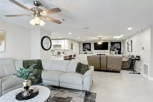 2661 Ames Haven Rd, Kissimmee, FL 34744 - Photo 9