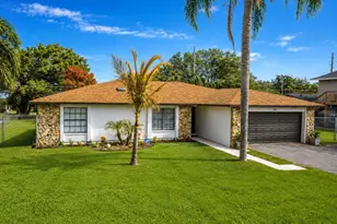 2661 Ames Haven Rd, Kissimmee, FL 34744 - Photo 3