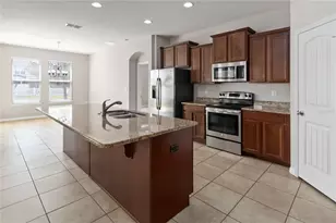 1972 Beacon Landing Cir, Orlando, FL 32824 - Photo 9