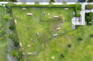 3005 Crispin Cir, Harmony, FL 34773 - Photo 53