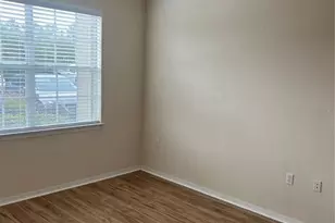 8201 Claire Ann Dr, Orlando, FL 32825 - Photo 5